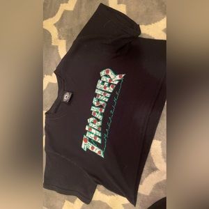 xs black cropped Thrasher T